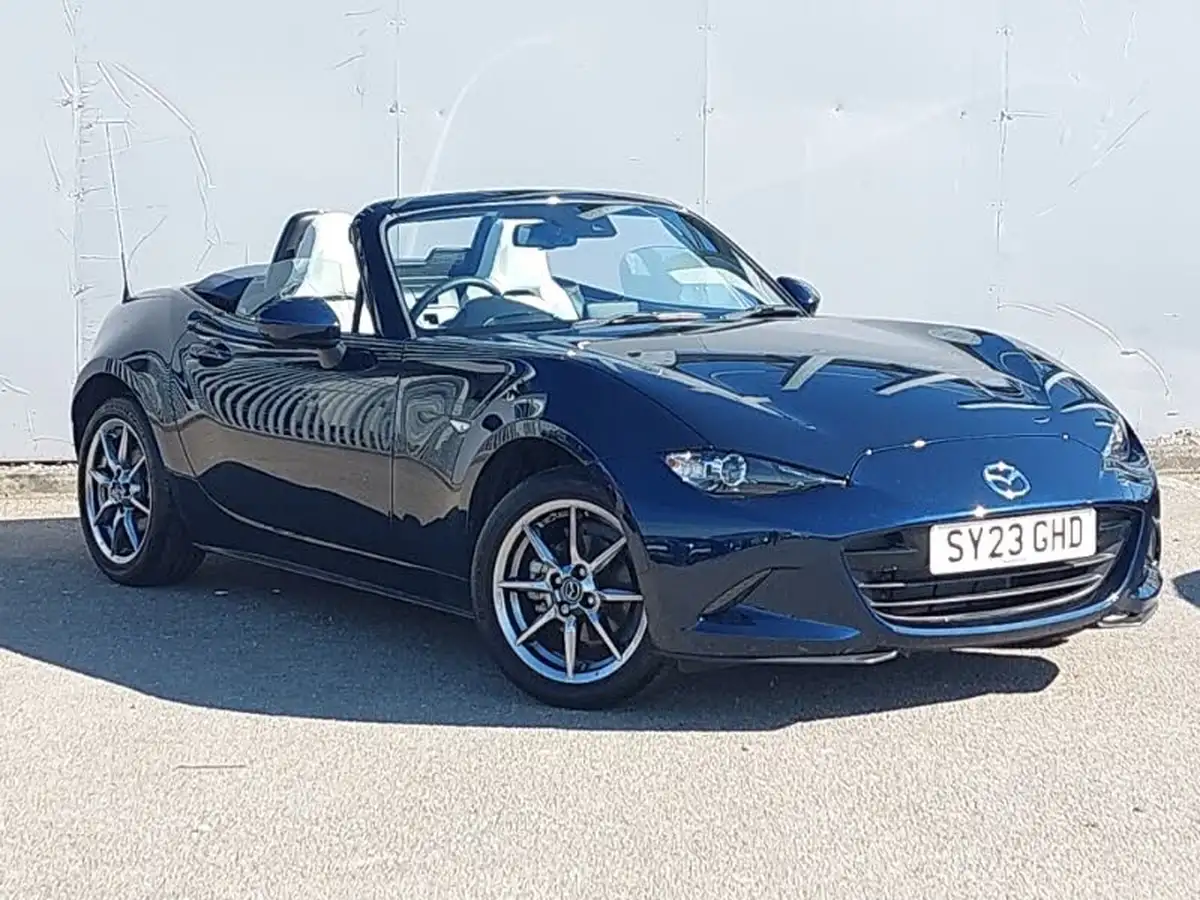 2023-mazda-mx-5-15-kizuna-big-11