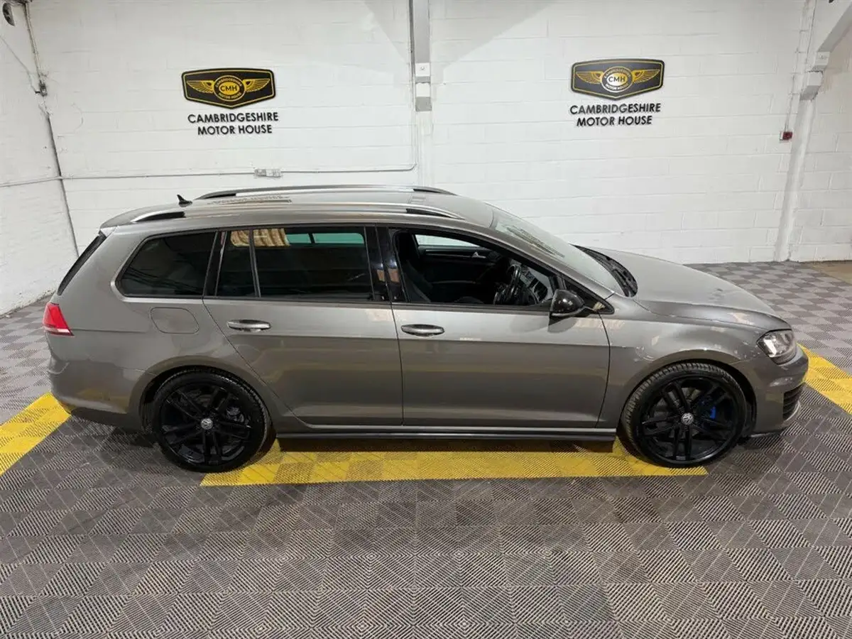2016-volkswagen-golf-20tdi-gtd-bmtss-estate-5d-big-32
