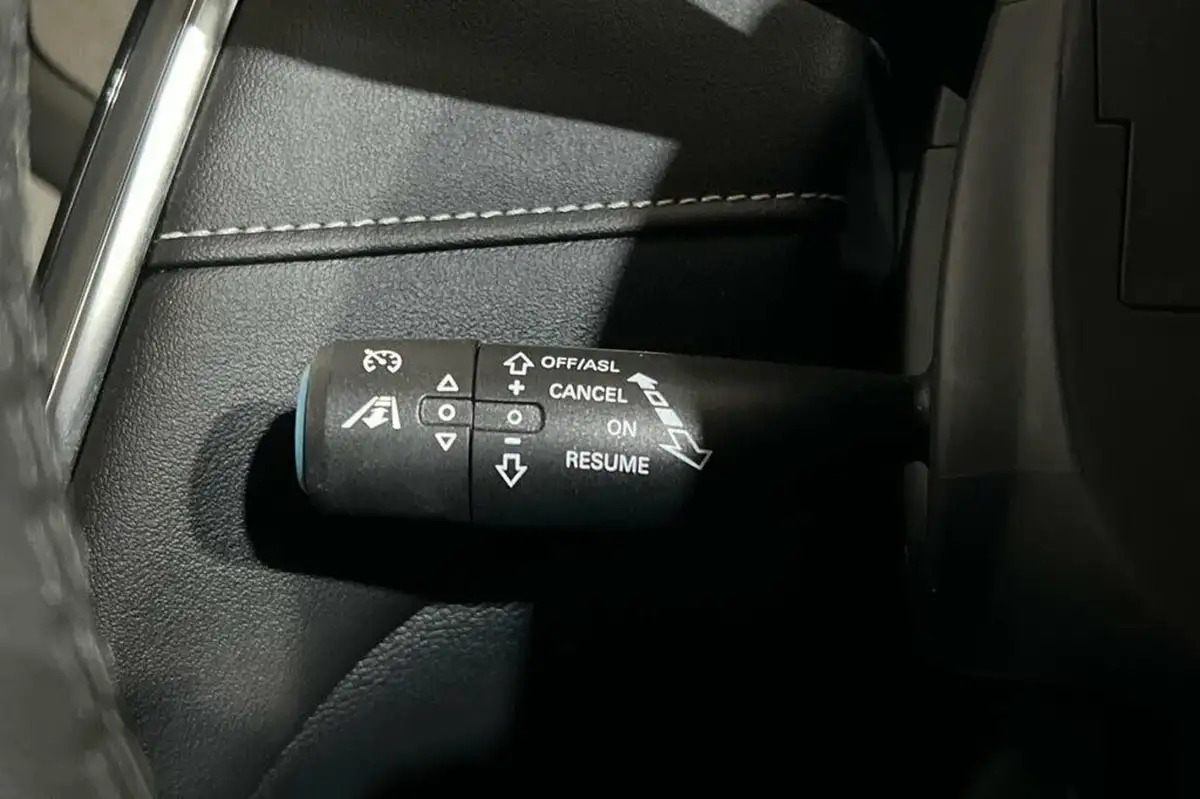 2022-mg-mg5-e-exclusive-ev-long-range-big-28