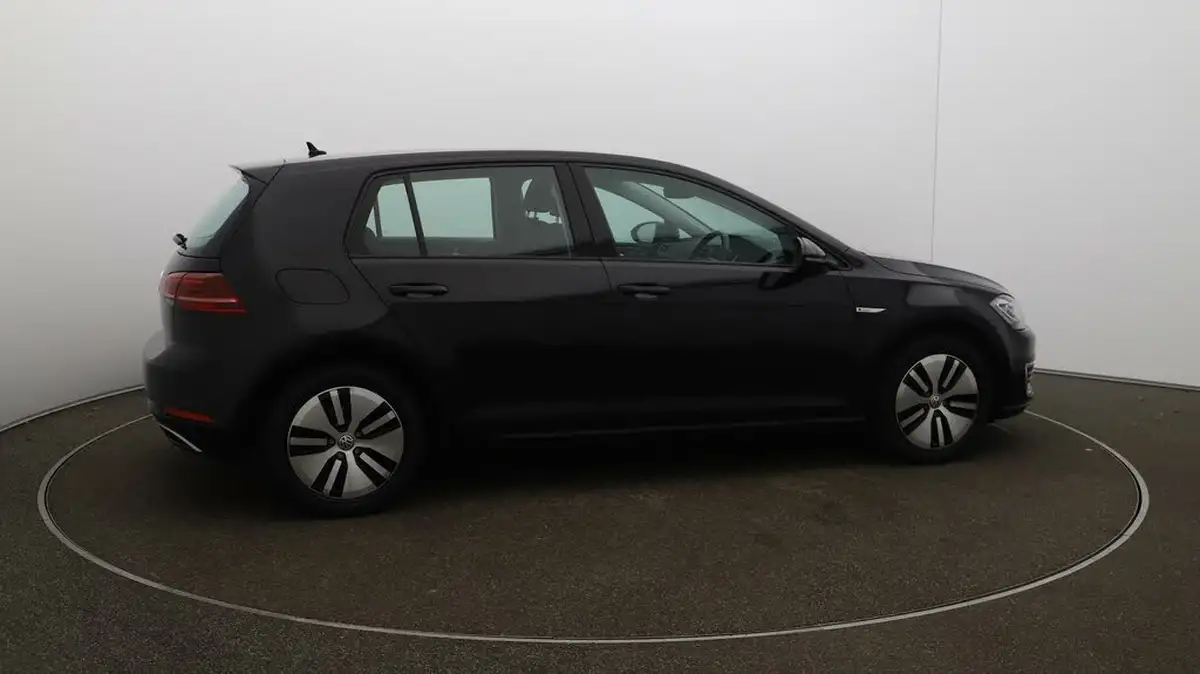 2019-volkswagen-golf-e-e-golf-big-51