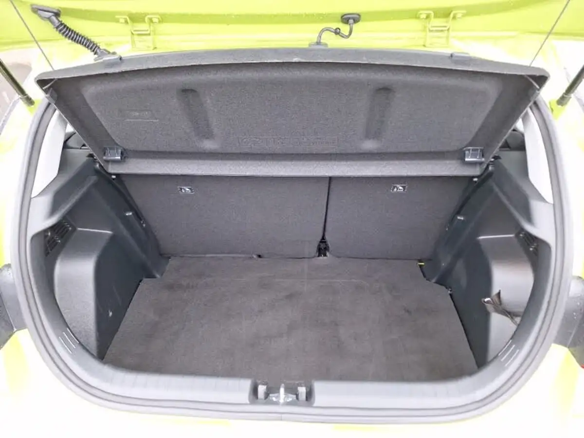 2024-hyundai-i20-10-t-gdi-advance-big-7