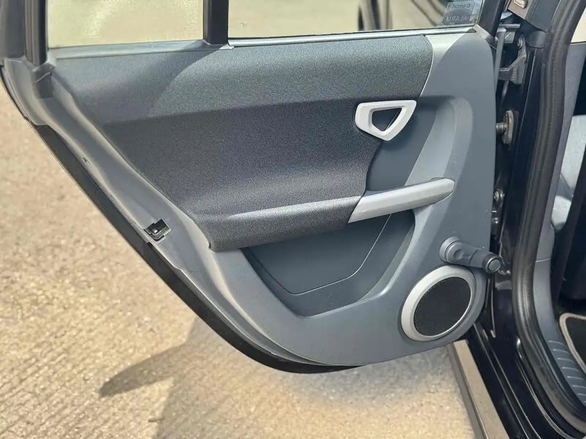 2006-smart-forfour-11-passion-big-26