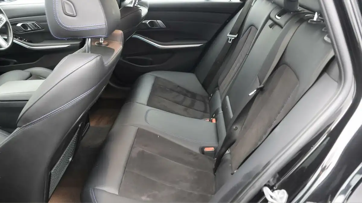 2022-bmw-3-series-20-330e-m-sport-touring-5d-big-15