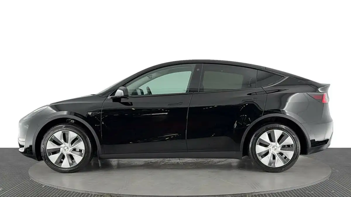 2024-tesla-model-y-e-long-range-306bhp-awd-big-6