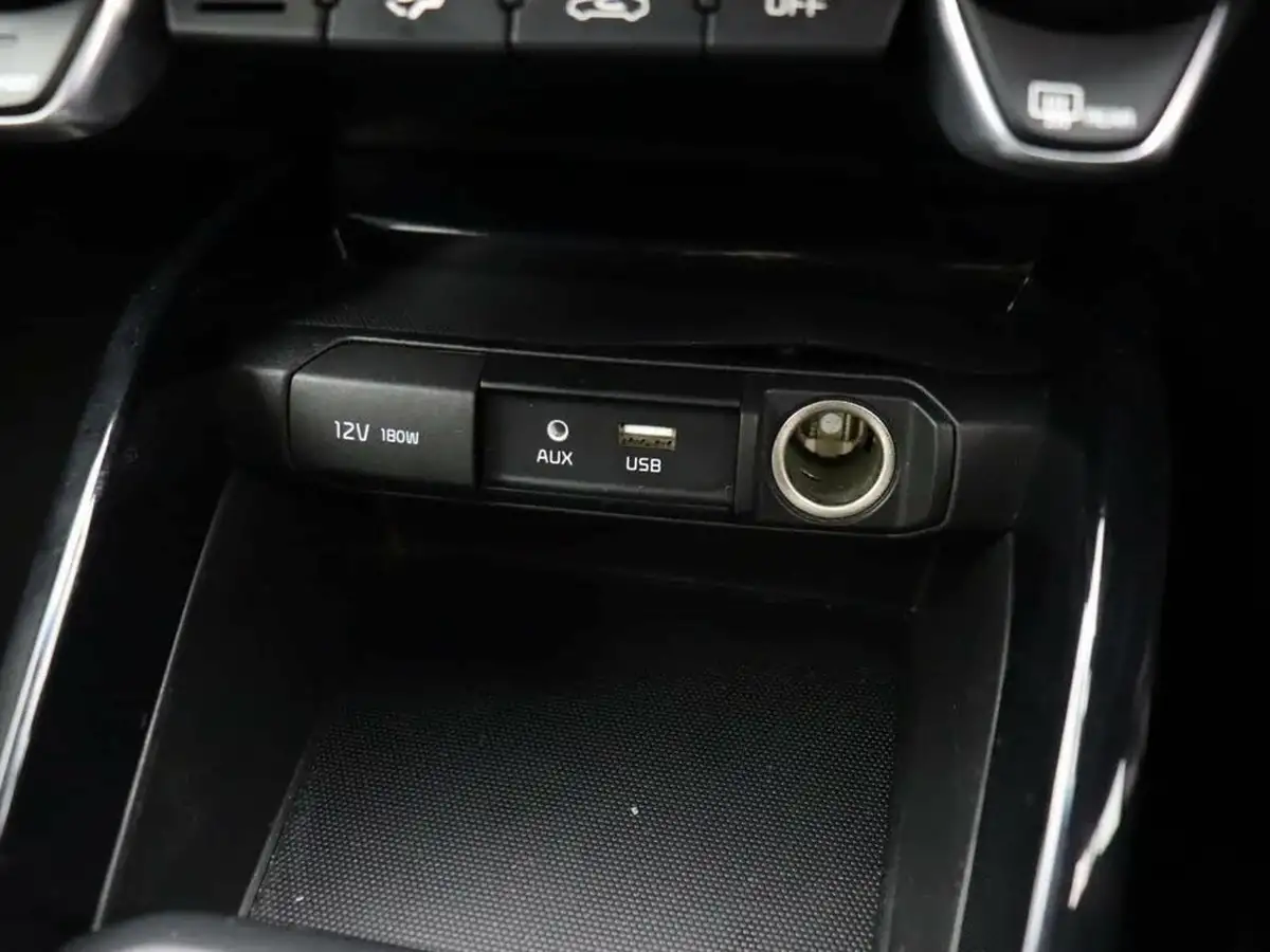 2019-kia-stonic-10-t-gdi-4-big-32