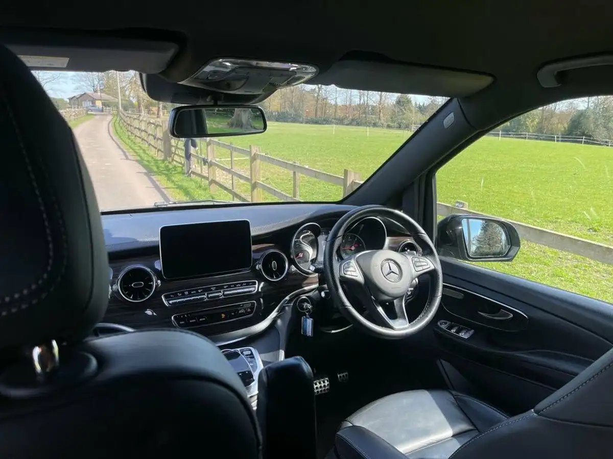 2019-mercedes-benz-v-class-20d-v220d-sport-extra-long-big-10