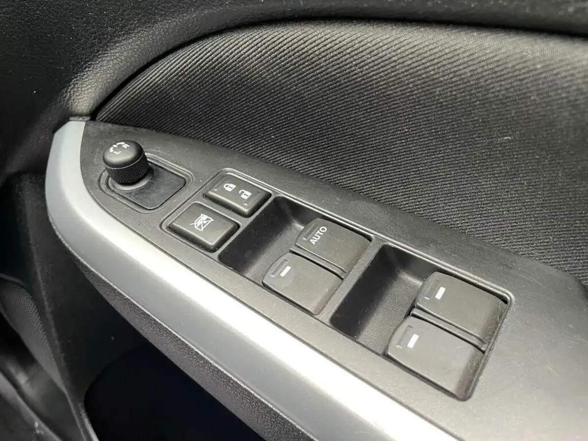 2017-suzuki-vitara-16-sz-t-big-33