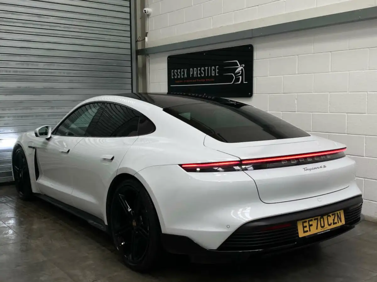 2020-porsche-taycan-e-4s-530ps-big-5