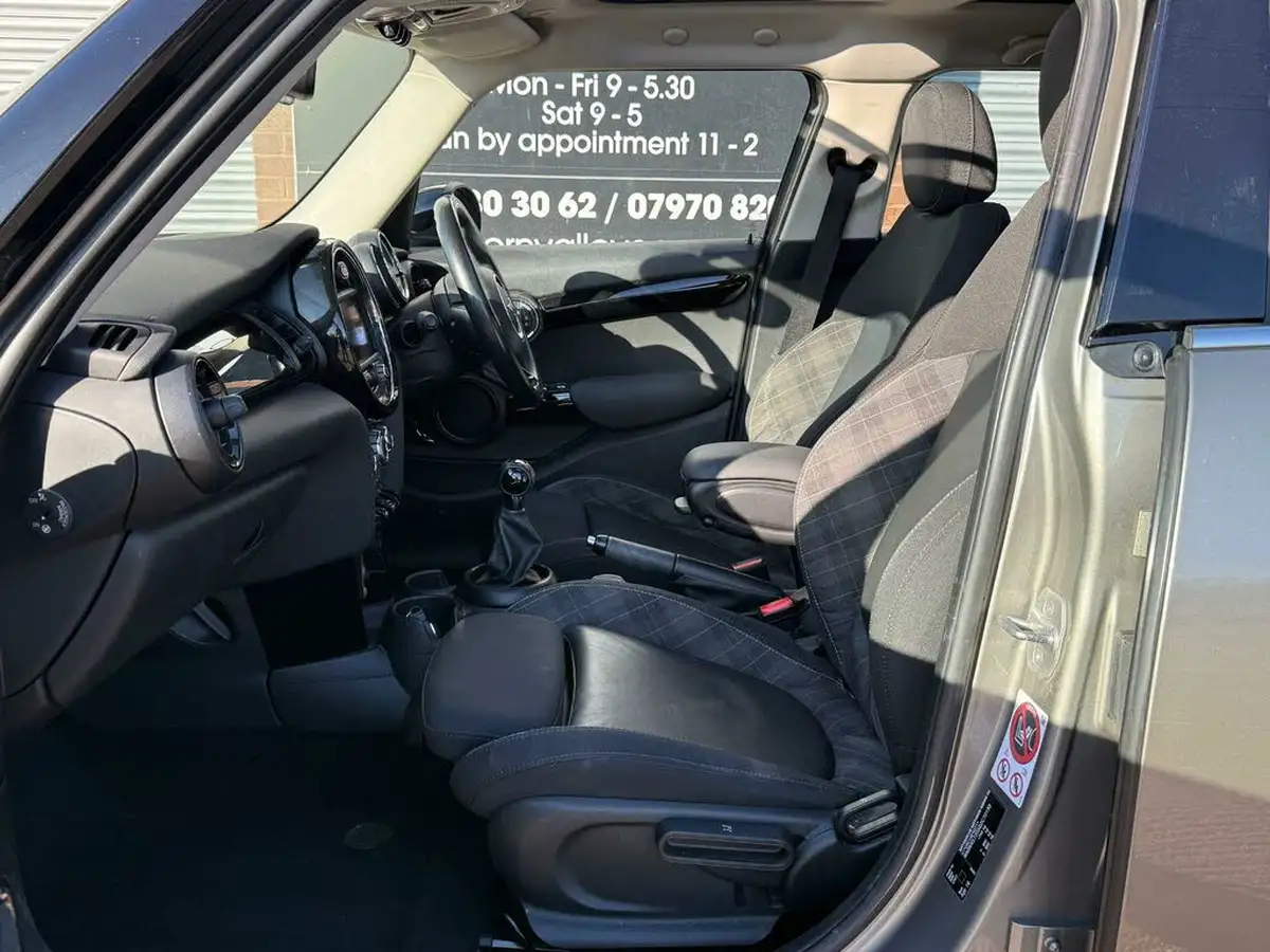 2016-mini-cooper-20-cooper-s-ss-hatchback-5d-big-45