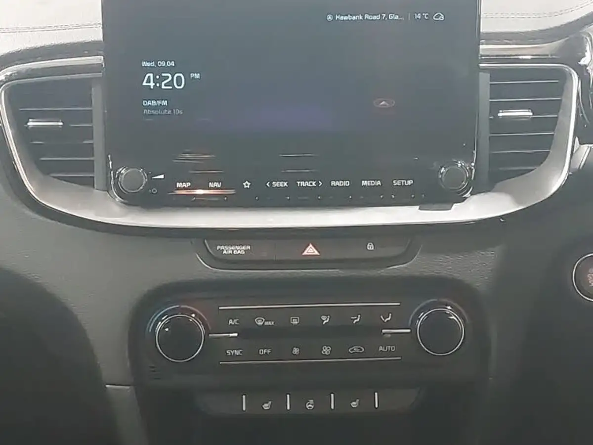 2022-kia-xceed-15-t-gdi-3-big-6