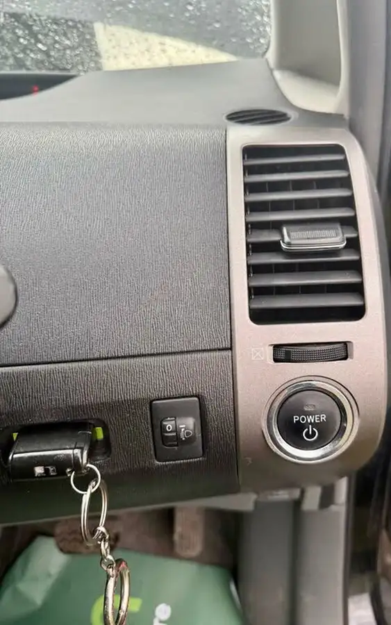 2007-toyota-prius-15-vvt-i-t-spirit-big-14