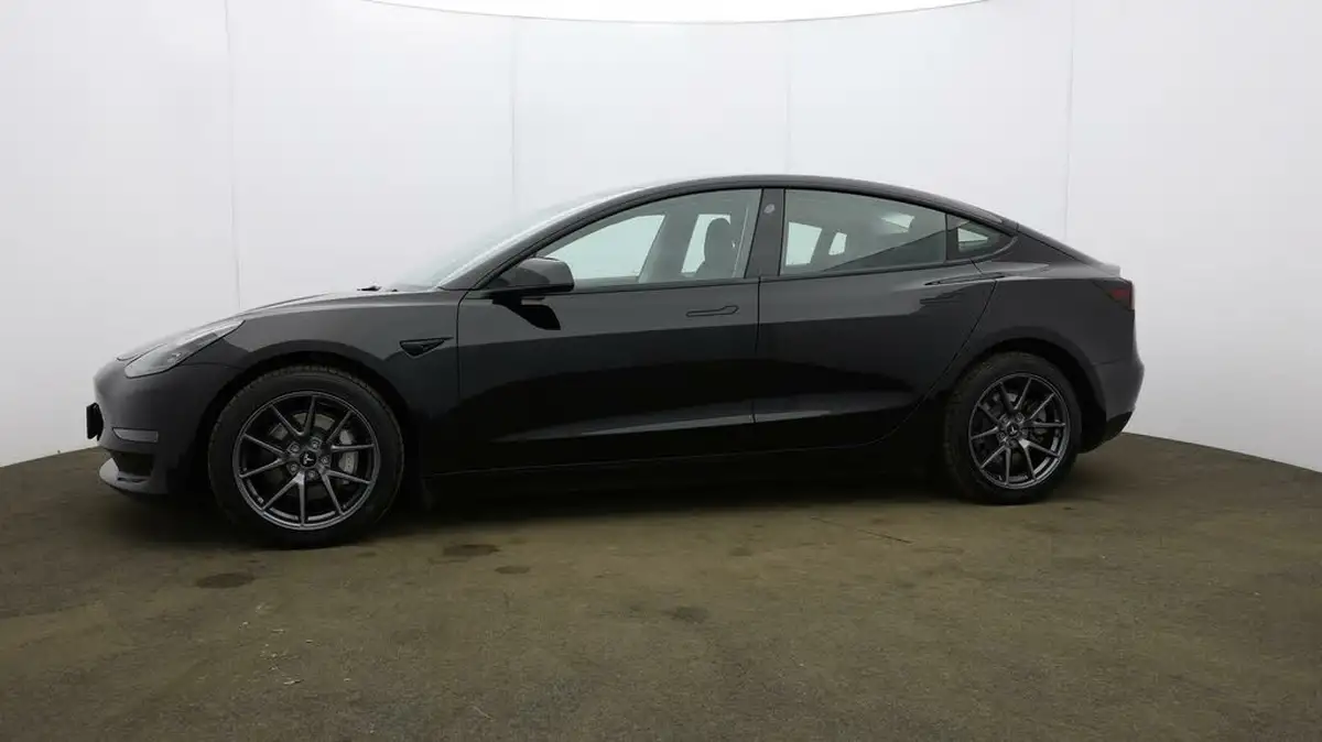 2021-tesla-model-3-e-long-range-awd-big-27