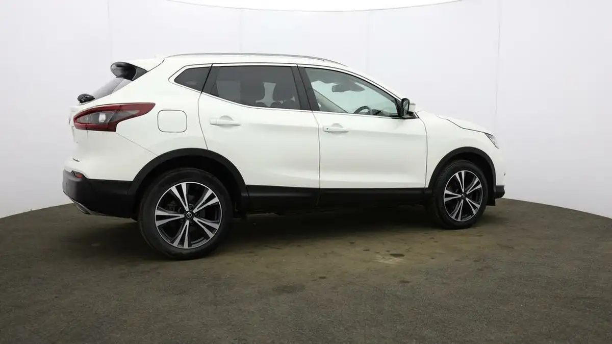 2021-nissan-qashqai-13-dig-t-n-connecta-140ps-big-48