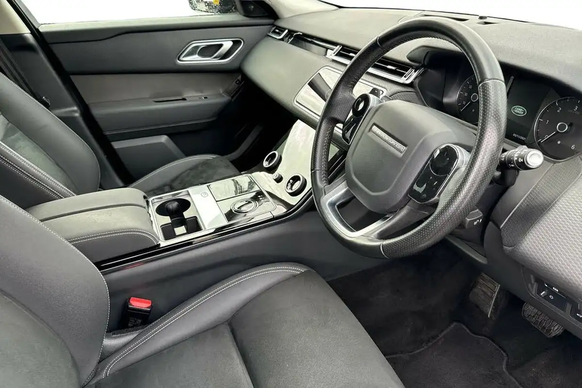 2020-land-rover-range-rover-velar-20-d180-no-trim-big-9