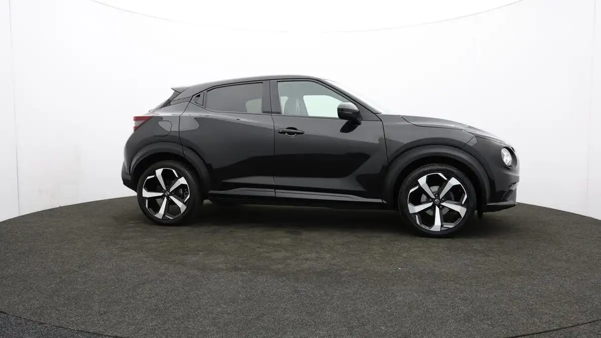 2021-nissan-juke-10-dig-t-tekna-big-42