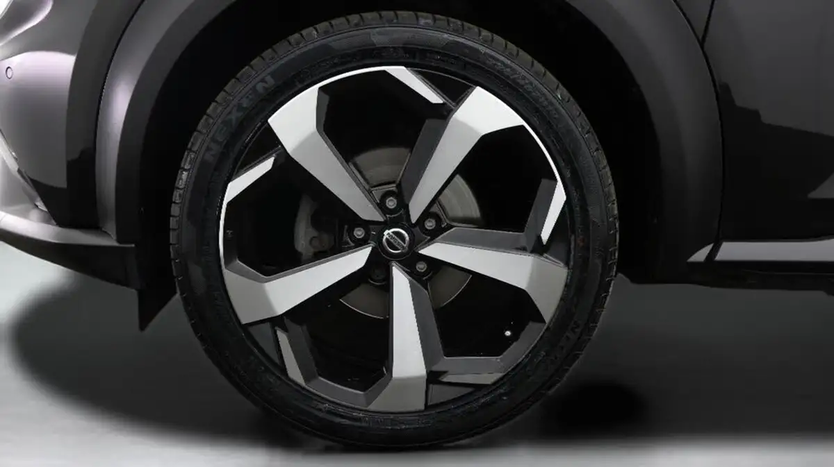 2021-nissan-juke-10-dig-t-tekna-big-18