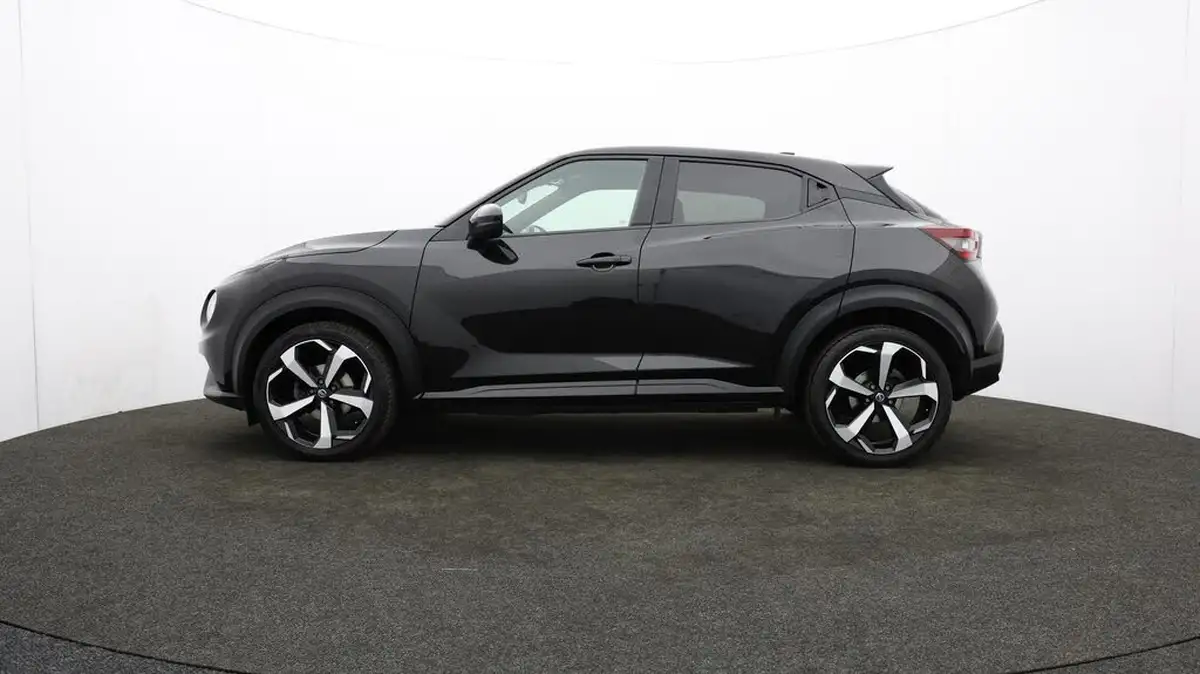 2021-nissan-juke-10-dig-t-tekna-big-70
