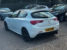 2013-alfa-romeo-giulietta-20td-veloce-140-bhp-small-9