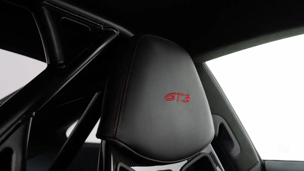 2023-porsche-911-40-gt3-pdk-big-31