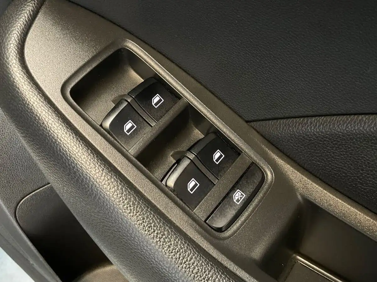 2018-mg-zs-suv-10t-gdi-excite-big-33