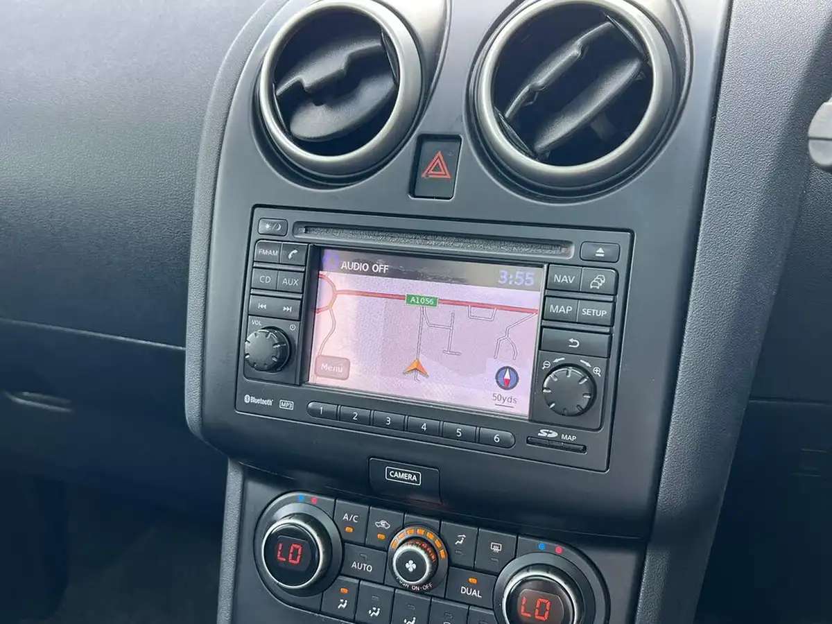 2013-nissan-qashqai-16td-360-big-12