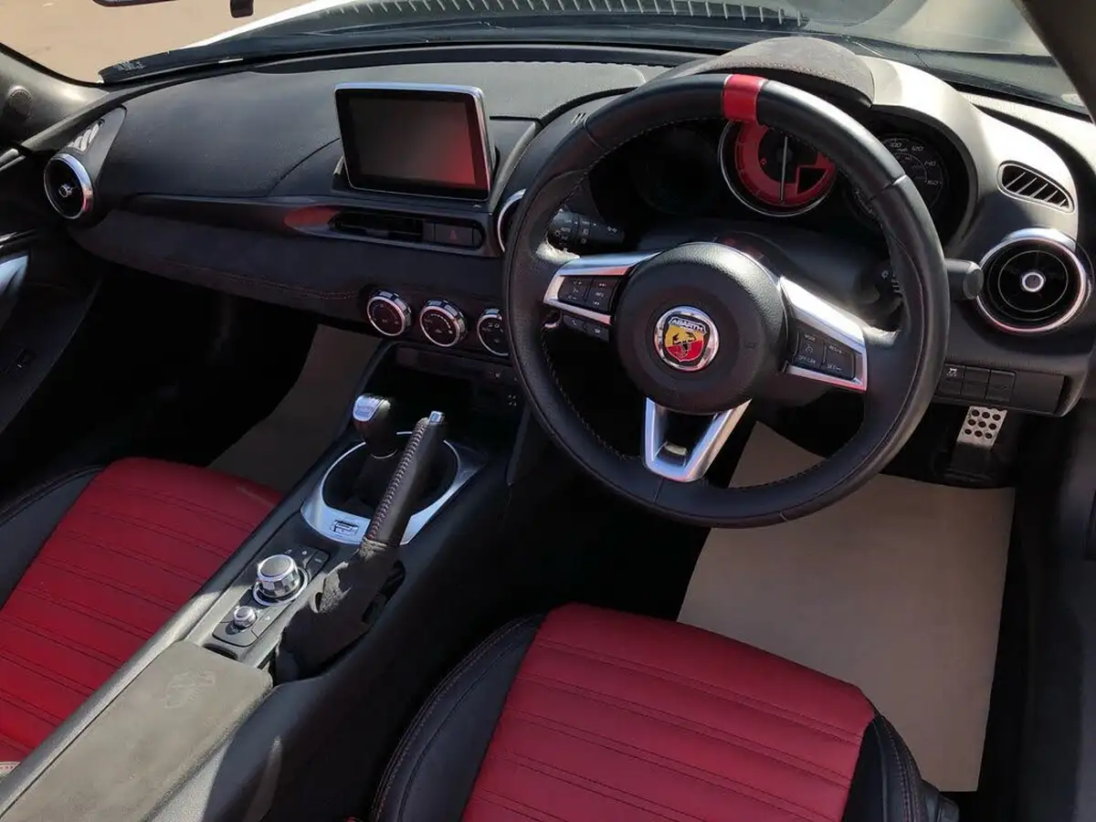 2016-abarth-124-14-multiair-spider-big-2