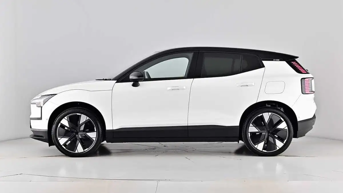 2024-volvo-ex30-e-single-motor-ultra-big-66
