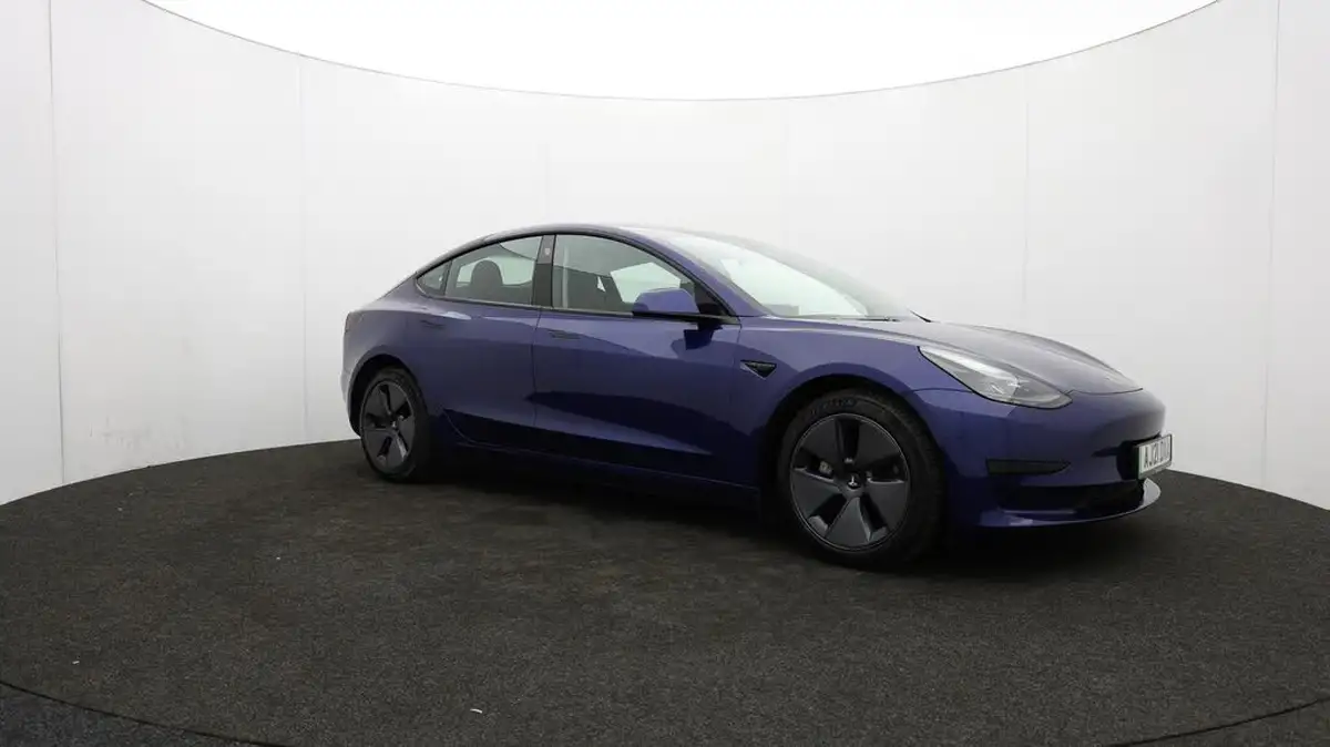 2021-tesla-model-3-e-standard-plus-big-39