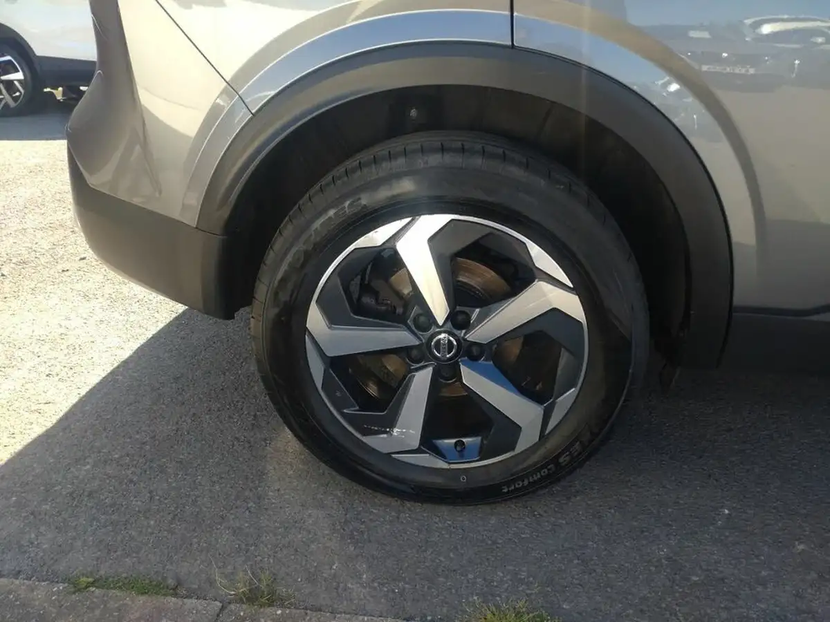 2022-nissan-qashqai-13-dig-t-n-connecta-140ps-big-23