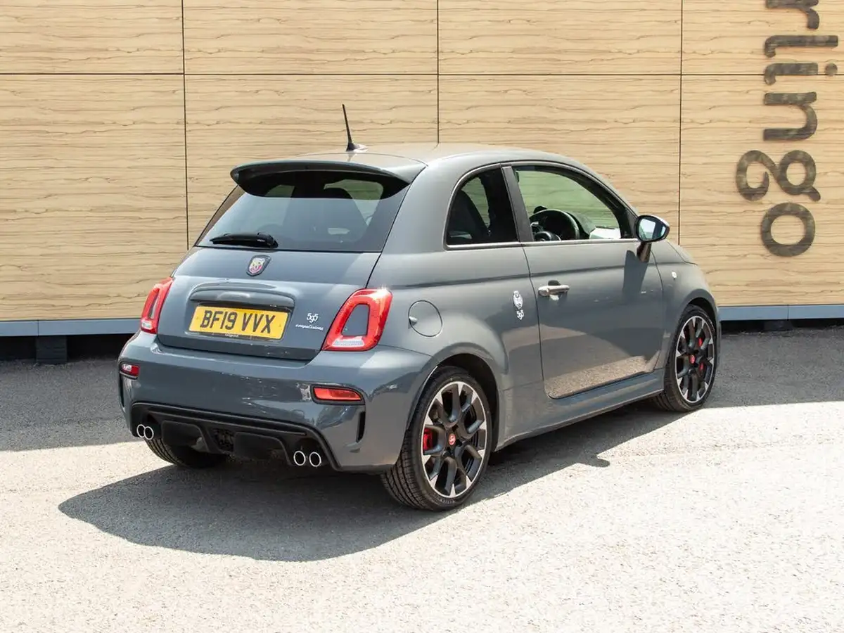 2019-abarth-595-14-tjet-competizione-big-1