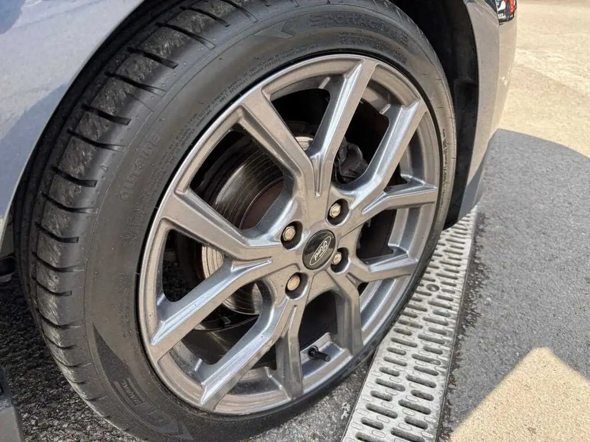 2022-ford-fiesta-10t-st-line-100ps-5d-big-8