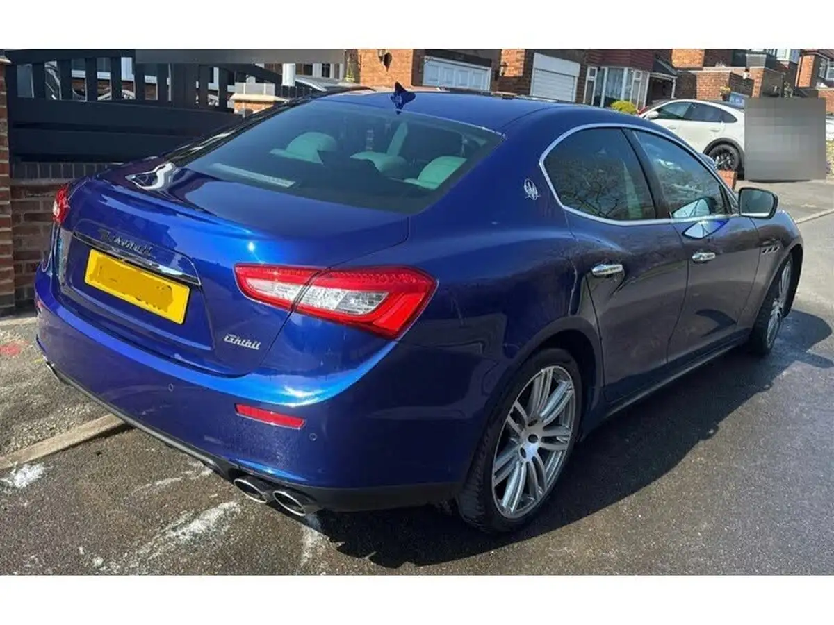 2015-maserati-ghibli-30td-big-1