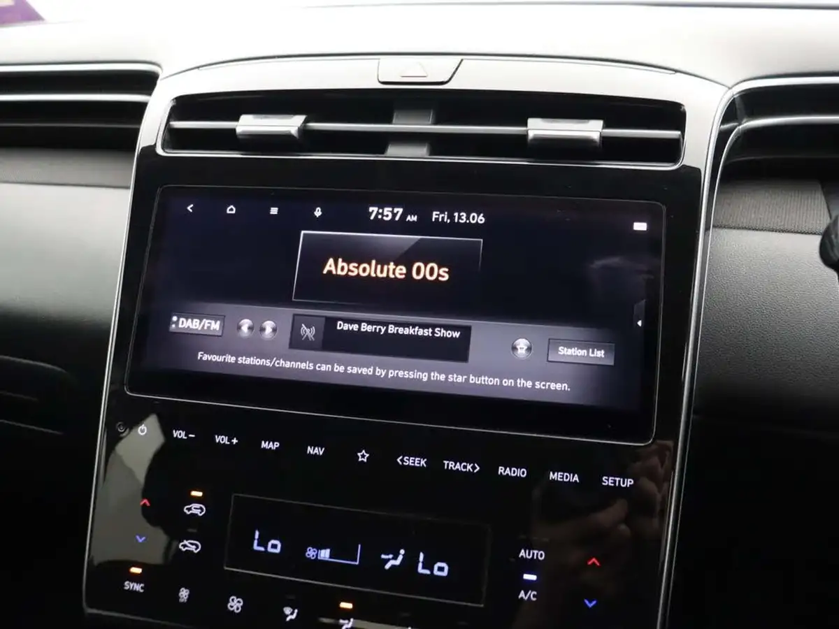 2022-hyundai-tucson-16-t-gdi-se-connect-150ps-big-27