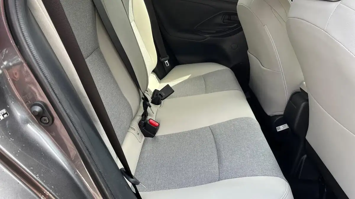 2022-toyota-yaris-cross-15-vvt-i-excel-city-packpan-roof-big-29