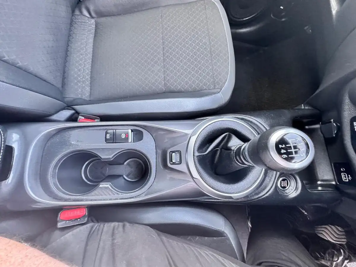 2024-nissan-juke-10-dig-t-n-connecta-big-27