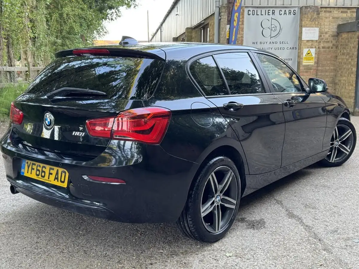 2016-bmw-1-series-15-118i-sport-5d-big-20