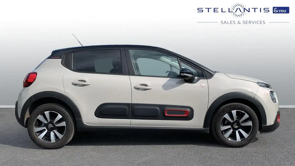2022-citroen-c3-12-puretech-c-series-big-1