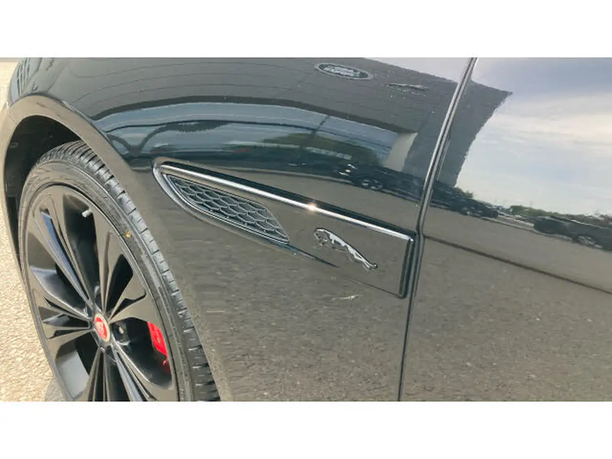 2023-jaguar-xf-20-p300-300-sport-saloon-4d-big-19
