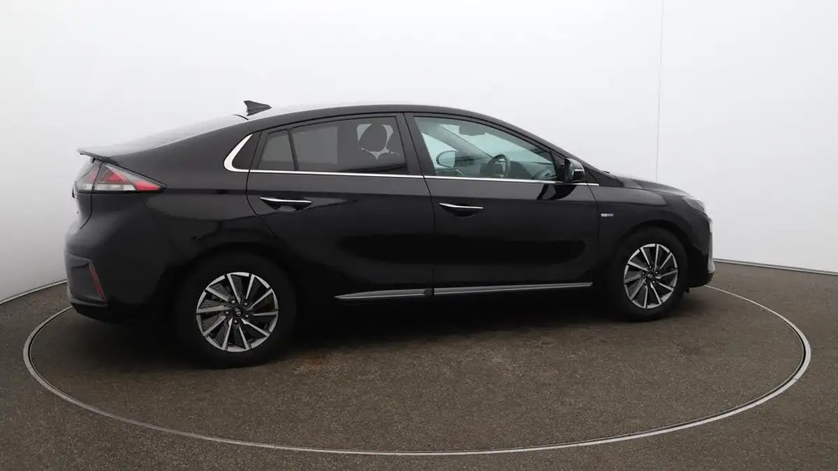 2021-hyundai-ioniq-e-premium-se-electric-100kw-big-46