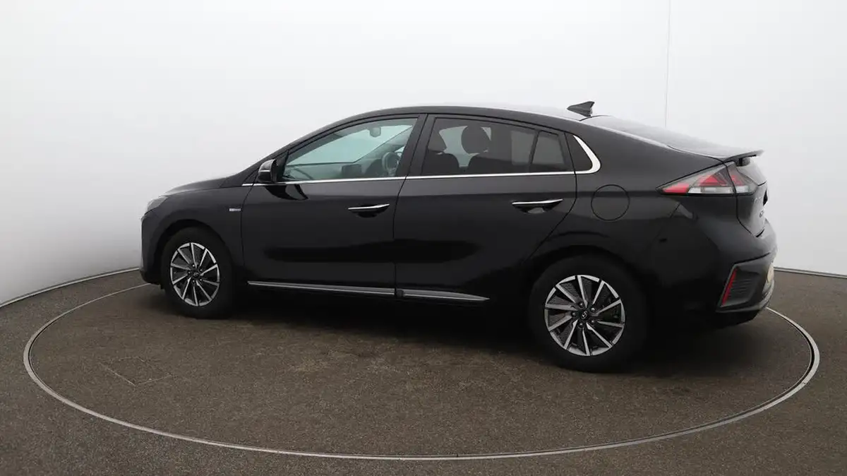 2021-hyundai-ioniq-e-premium-se-electric-100kw-big-42