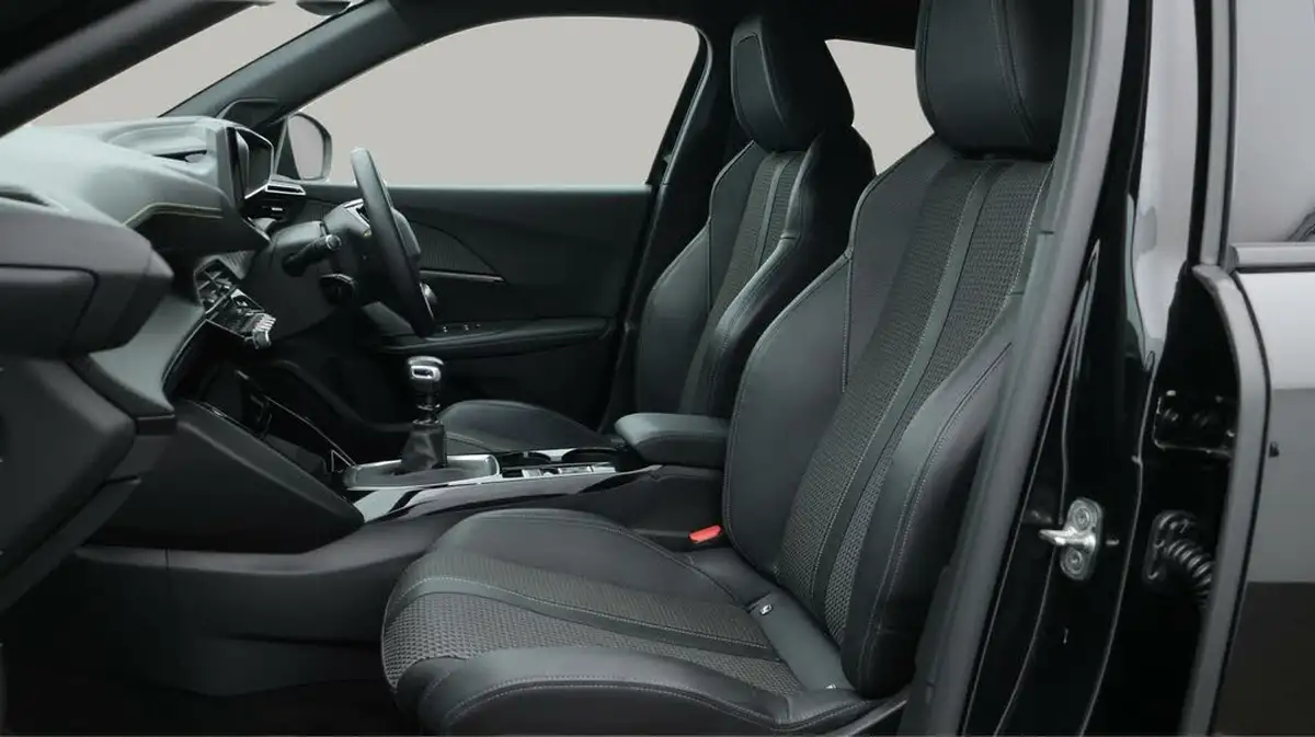 2022-peugeot-2008-suv-12-puretech-gt-big-14