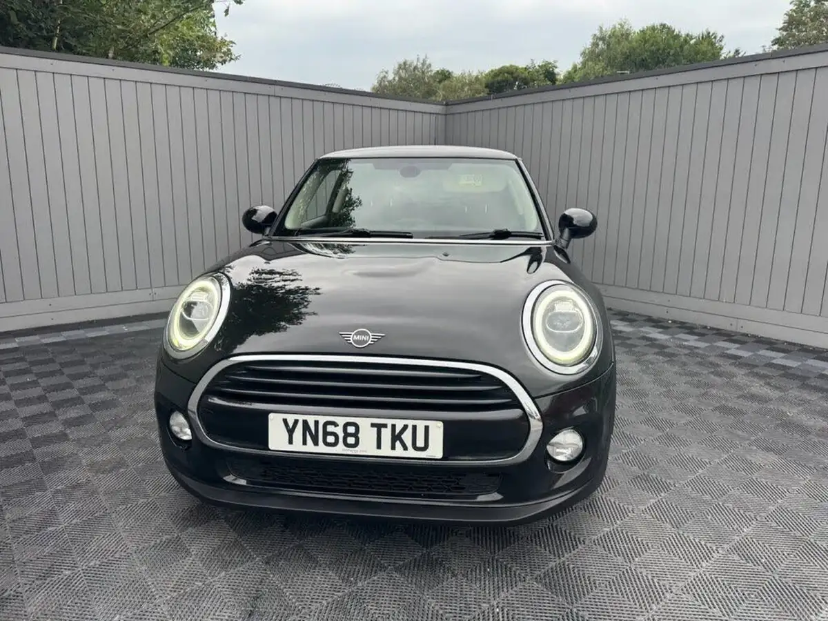 2018-mini-cooper-15-cooper-classic-ss-hatchback-3d-big-8