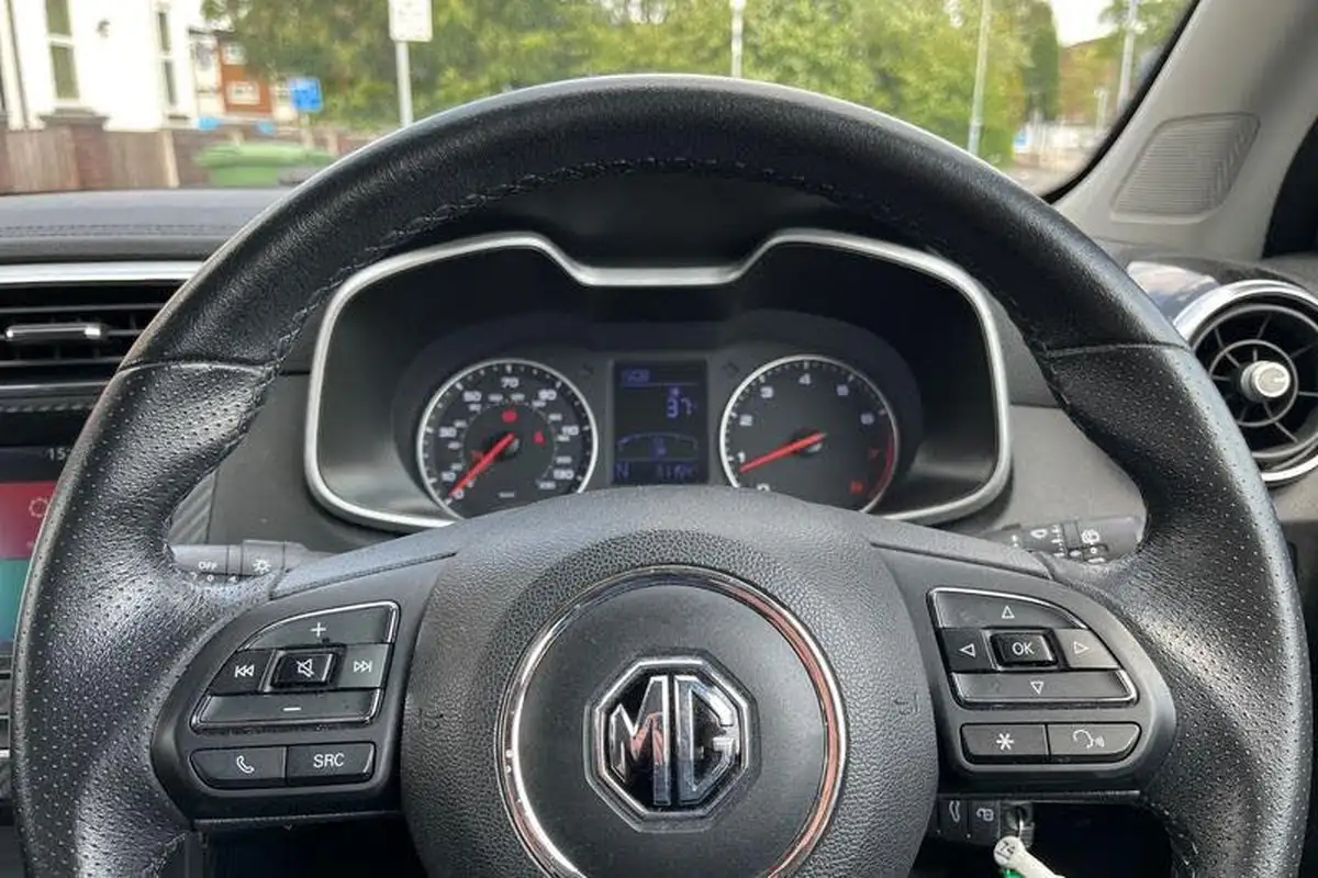 2018-mg-zs-suv-15-vti-tech-excite-big-11