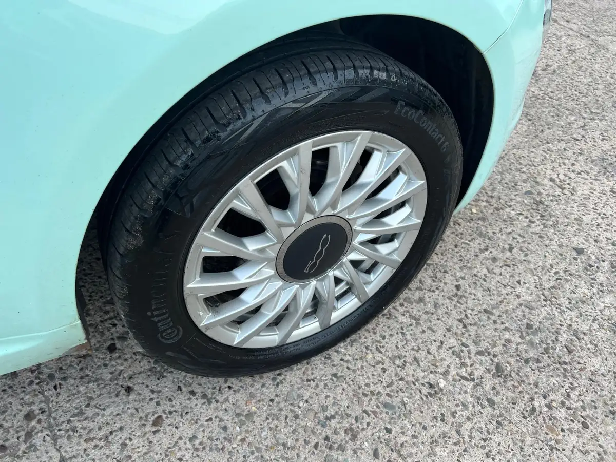 2015-fiat-500-12-lounge-ss-big-46