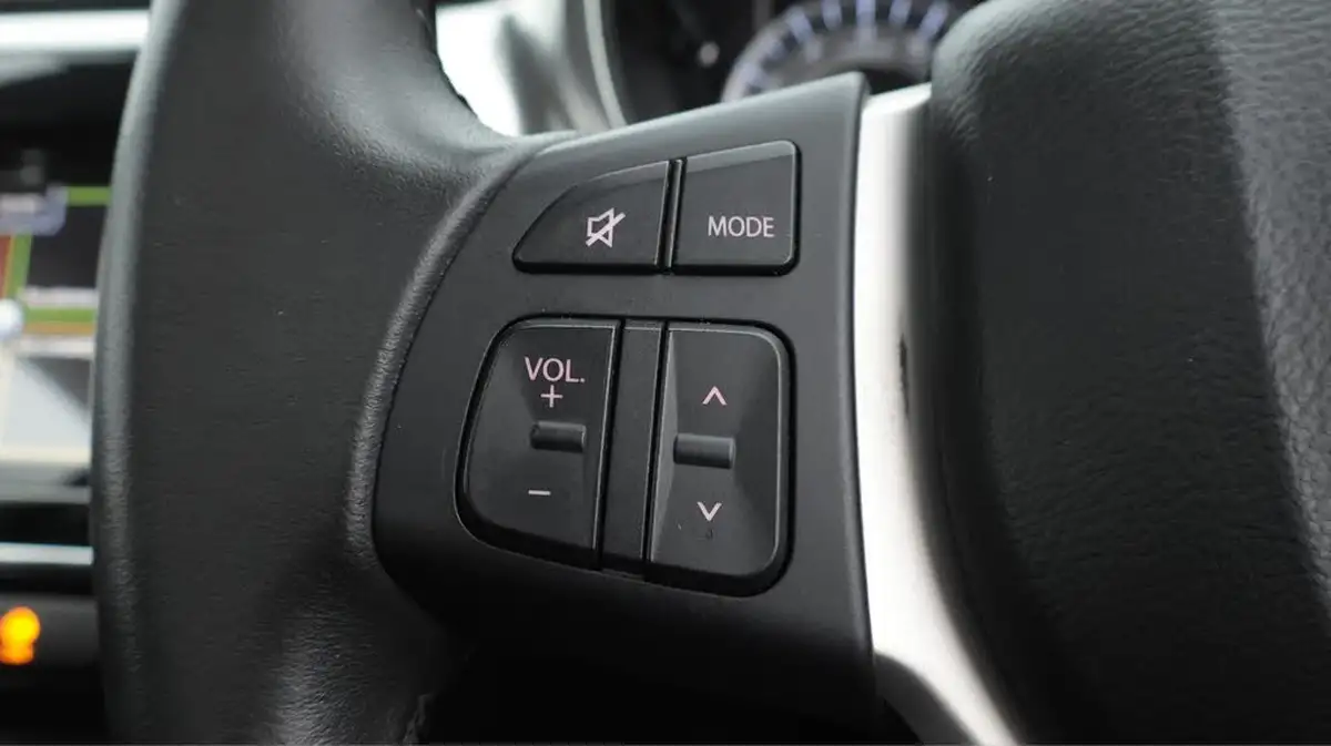 2020-suzuki-vitara-14-boosterjet-sz5-140ps-auto-big-25