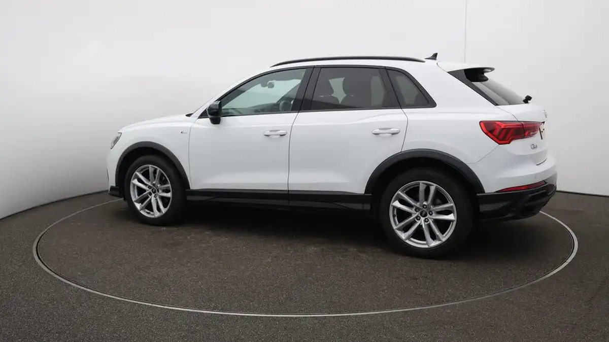 2021-audi-q3-15-35-tfsi-black-edition-codcomfort-sound-pack-station-wagon-big-33