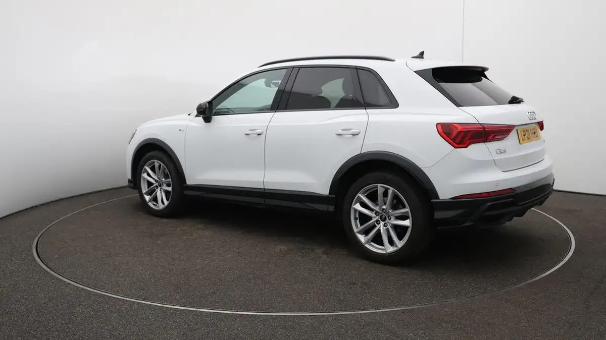 2021-audi-q3-15-35-tfsi-black-edition-codcomfort-sound-pack-station-wagon-big-9