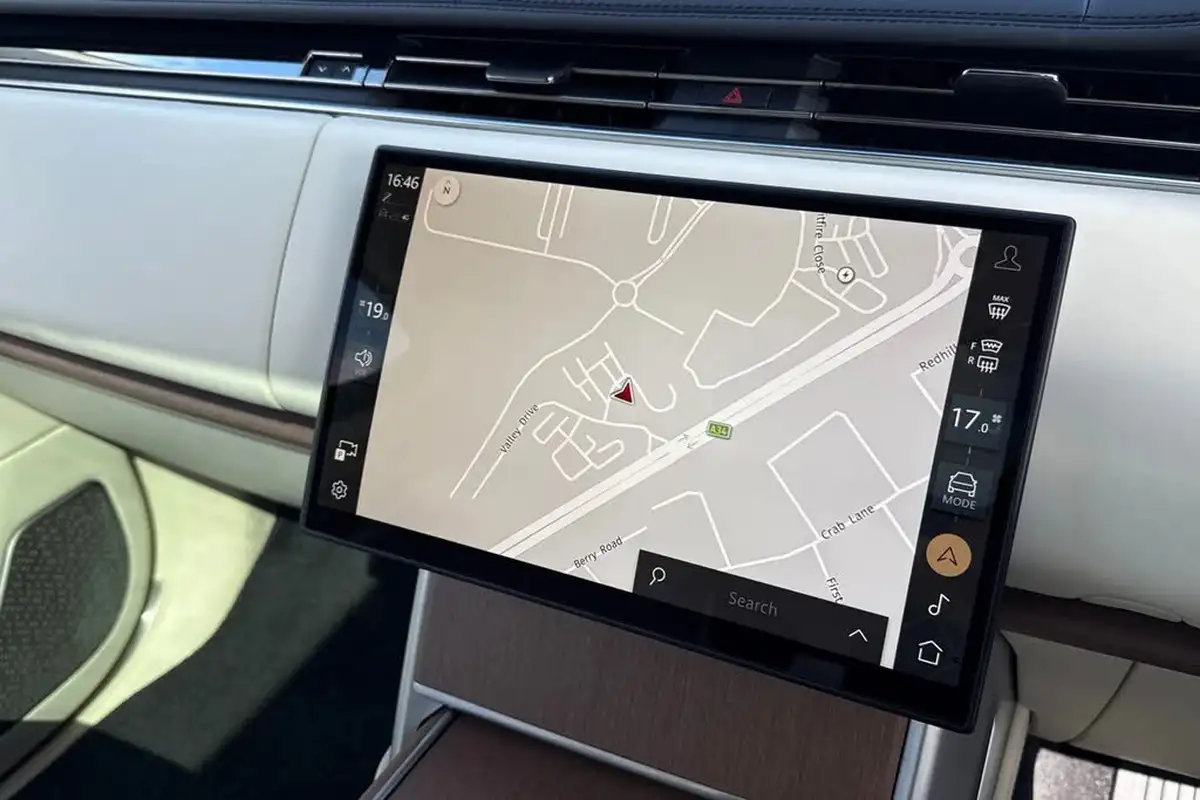 2024-land-rover-range-rover-30-p460e-autobiography-lwb-big-11