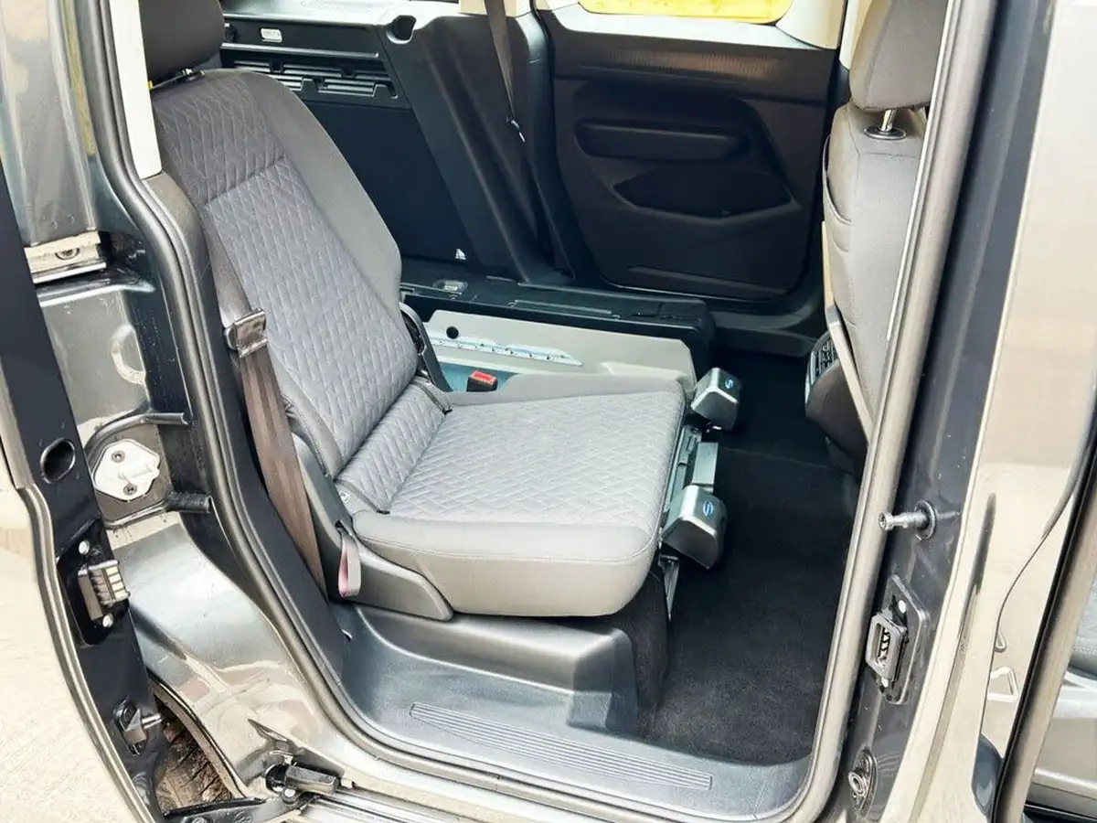 2023-volkswagen-caddy-20tdi-life-122ps-dsg-big-11