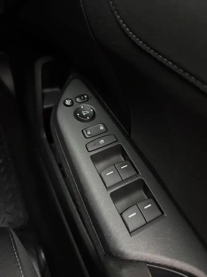 2017-honda-civic-10-vtec-turbo-sr-cvt-big-54